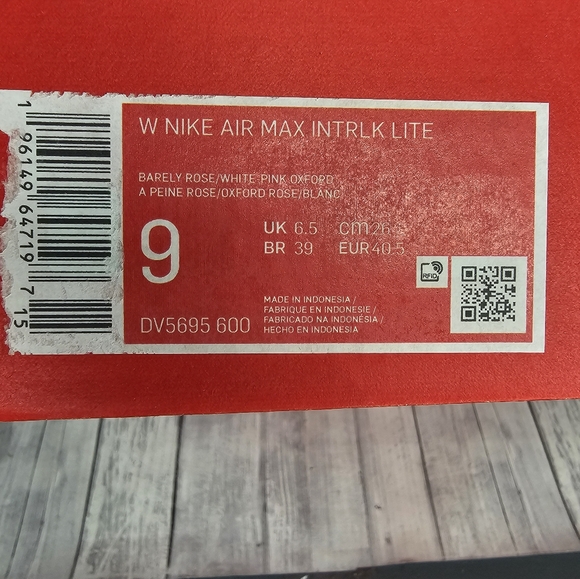 Nike Air Max INTRLNK Lite Women's 9 - Picture 2 of 9